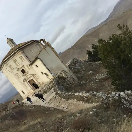 Nocleg ze śniadaniem Itaka LʼAquila