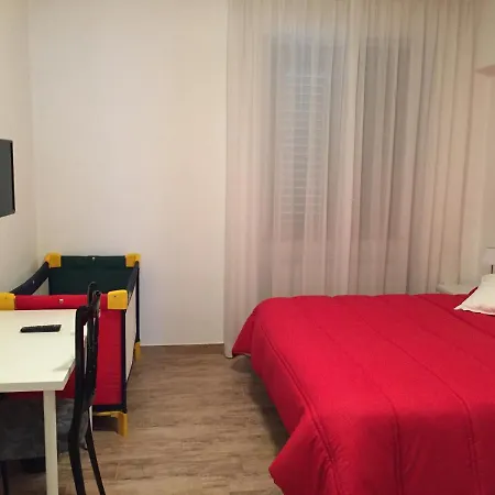 לינה וארוחת בוקר Itaka